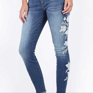 KUT FROM THE CLOTH Connie Ankle Jeans